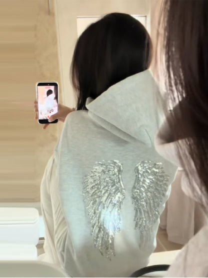 Wing-patterned hooded sweatshirt