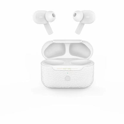 Wireless Bluetooth headphones