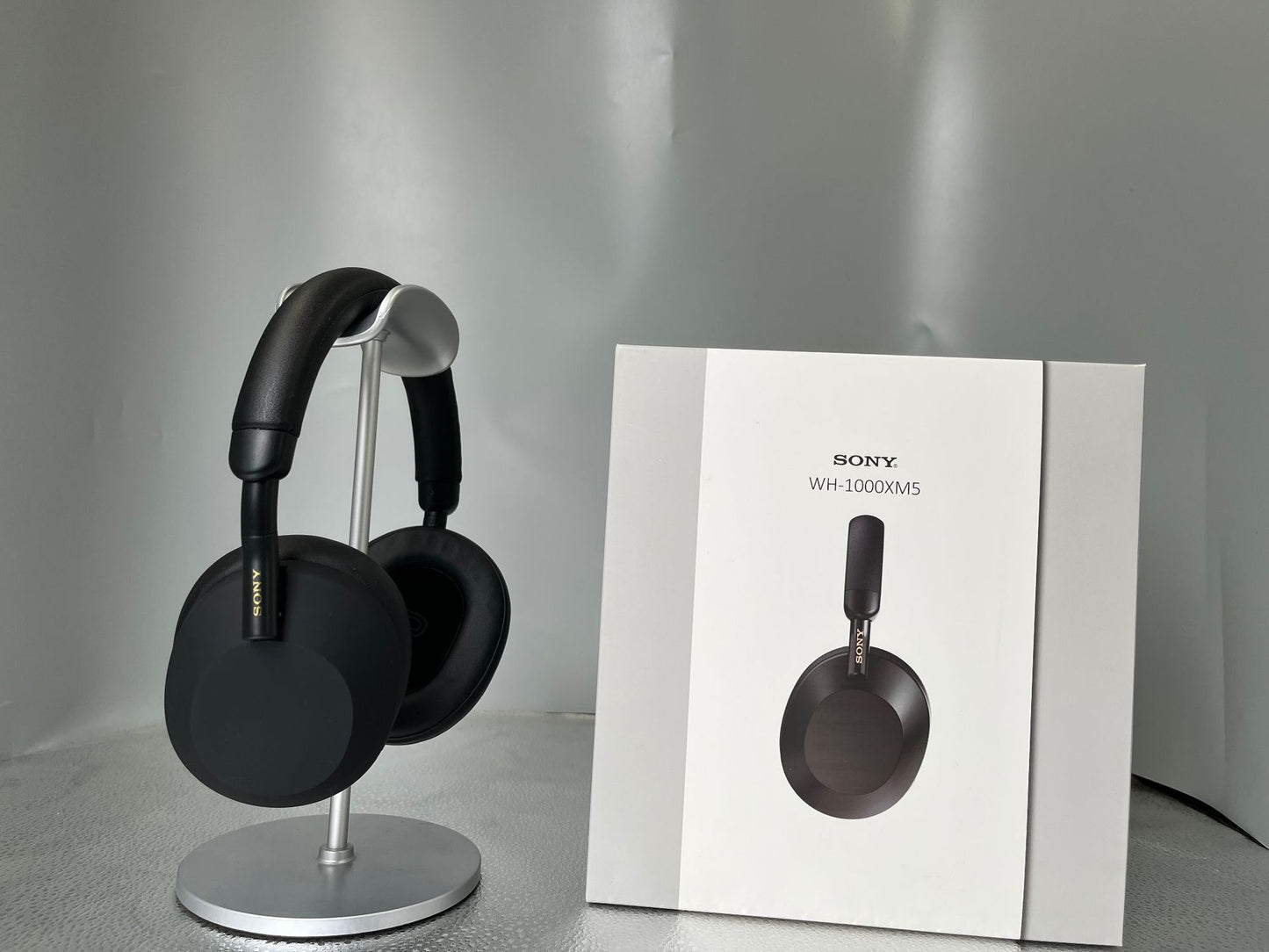 Wireless Bluetooth Headset with Heavy Bass