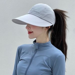 Women Adjustable Sun Hat with Wide Brim