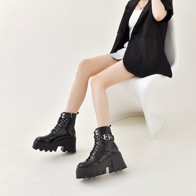 Women boots