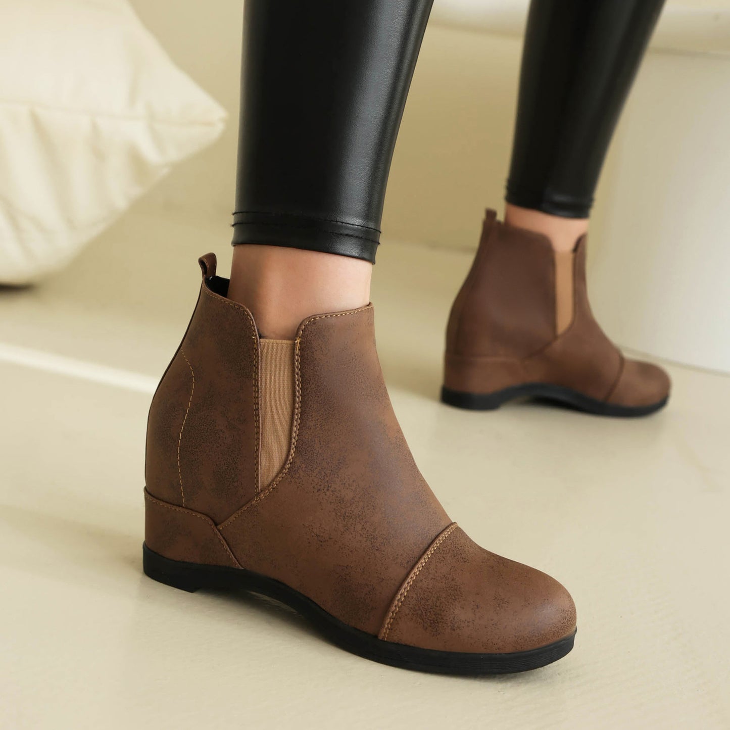 Women Boots