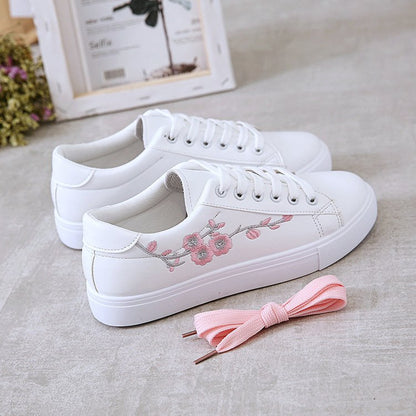 Women Embroidered Casual Sneakers