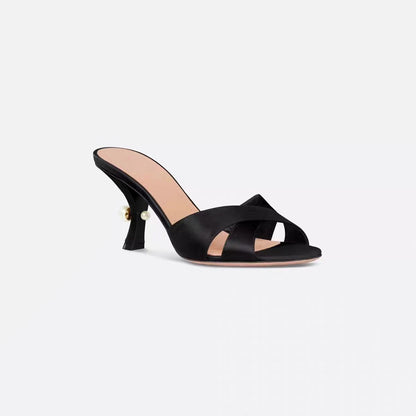 Women Pearl Embellished High Heel Sandals