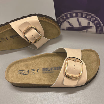 Women Retro Flat Sandals with Gold Buckle
