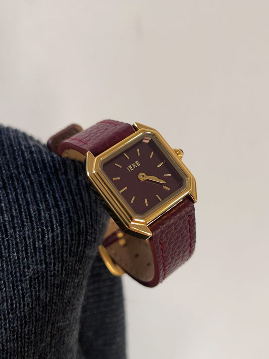 Women Retro Quartz Watch