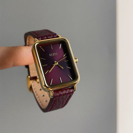 Women Retro Quartz Watch