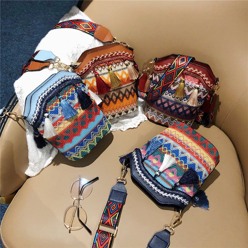 Women's Bag Fashion Women's Bag Shoulder Bag Korean Ethnic Style Tassel Crossbody Small Bag Women's Bucket Bag
