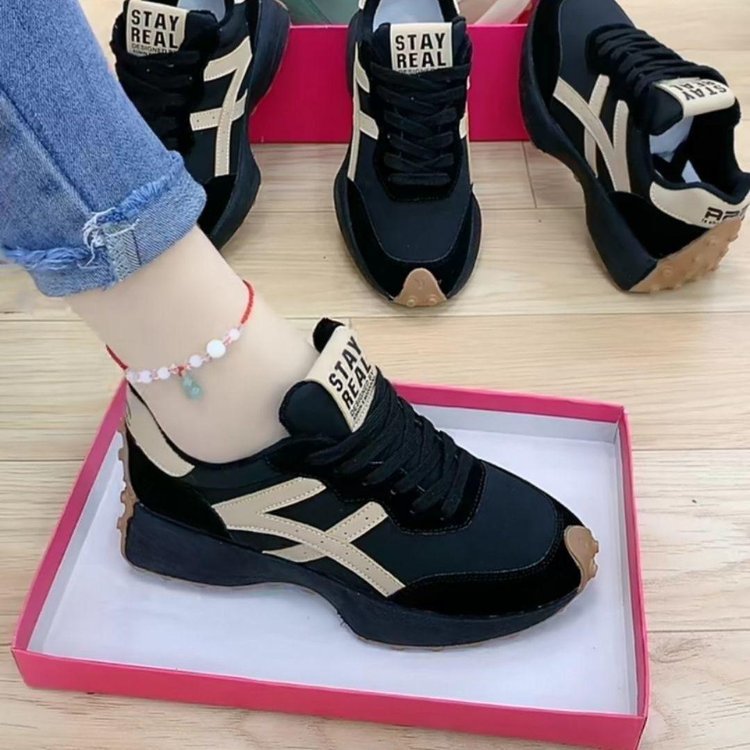 Women's Casual Sporty Thick Sole Lace-Up Shoes