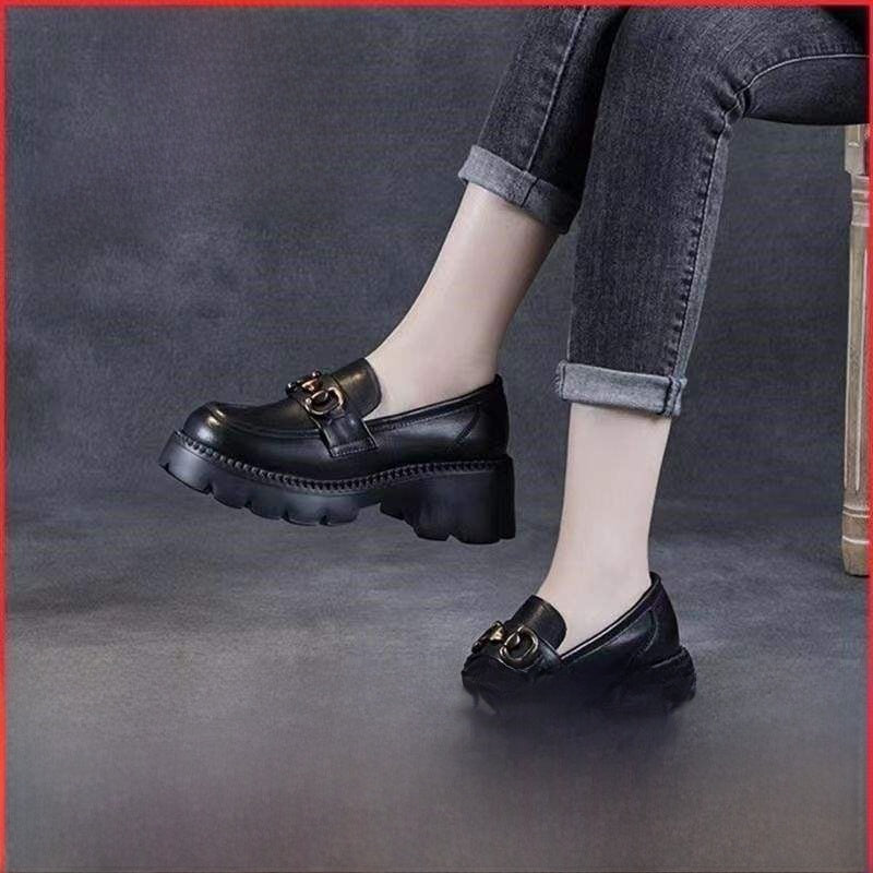 Women's Chunky Heel Buckle Loafers