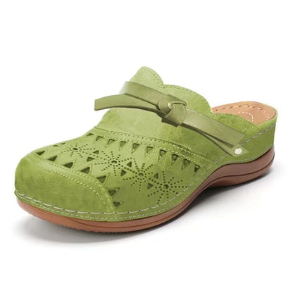 Women's Closed-Toe Slippers
