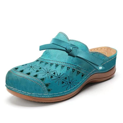 Women's Closed-Toe Slippers