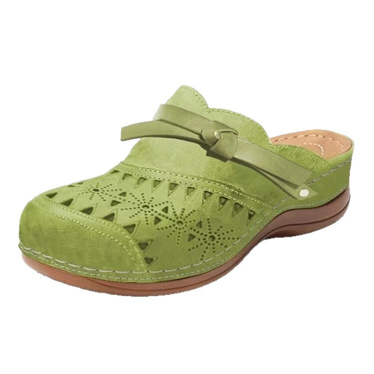 Women's Closed-Toe Slippers