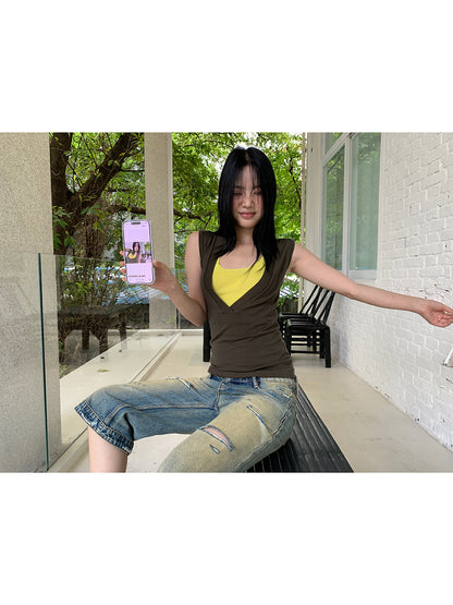 Women's Color-Blocked Halter Knit Top