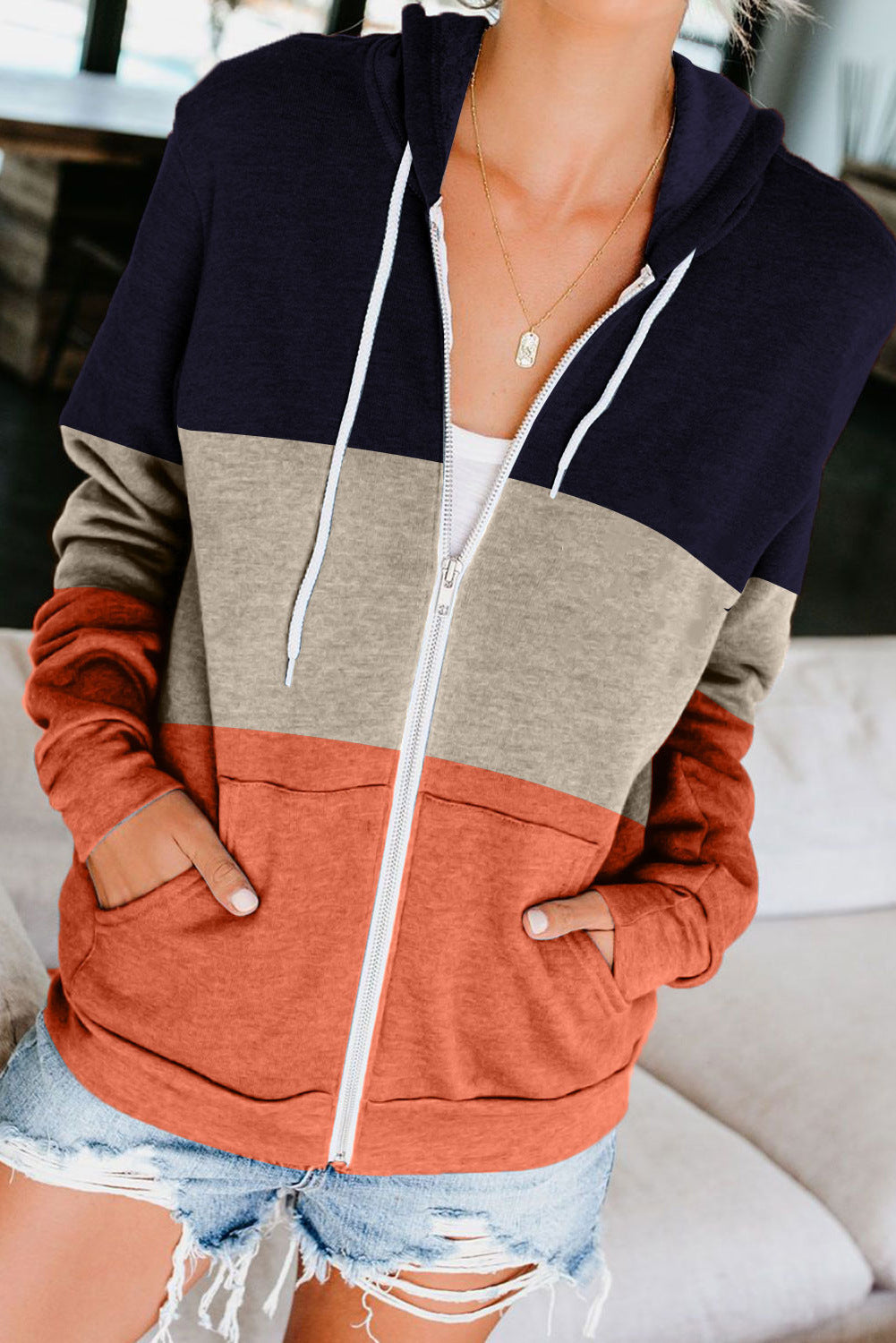 Women's Contrast Color Hooded Sweatshirt