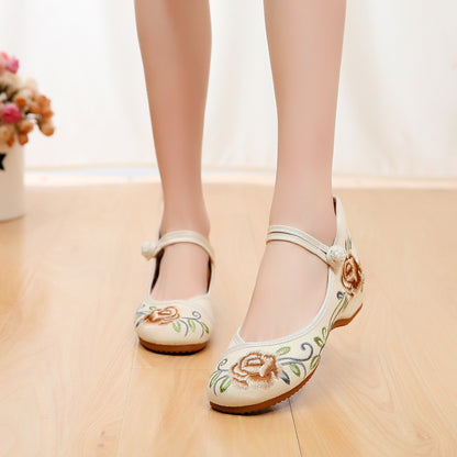 Women's Embroidered Cloth Shoes Low Heel Antique Hanfu Shoes