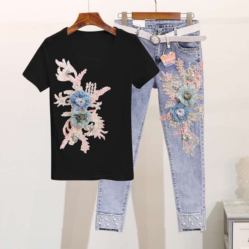 Women's Embroidered Short Sleeve and Ripped Jeans Casual Set