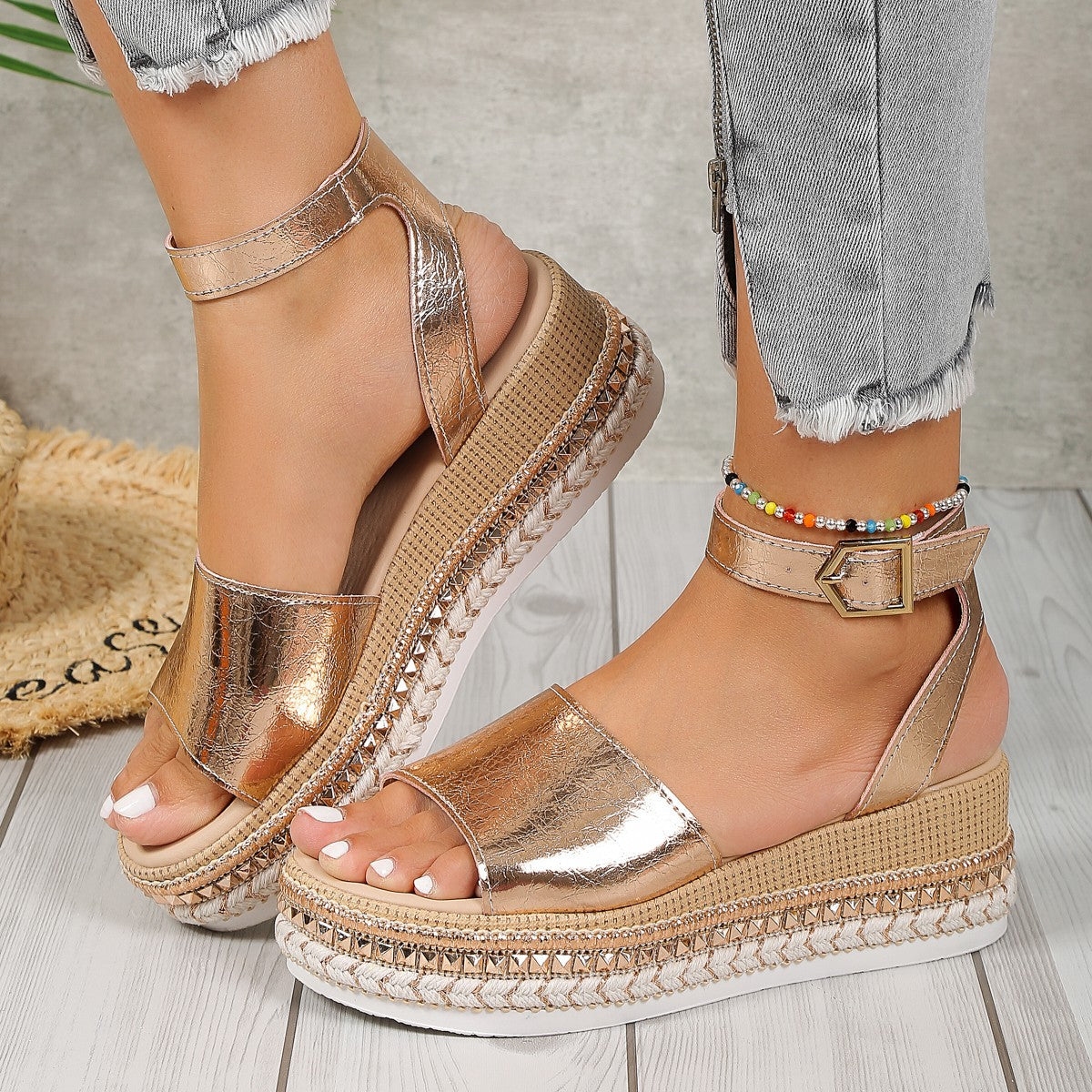 Women's fashion thick-soled women's sandals