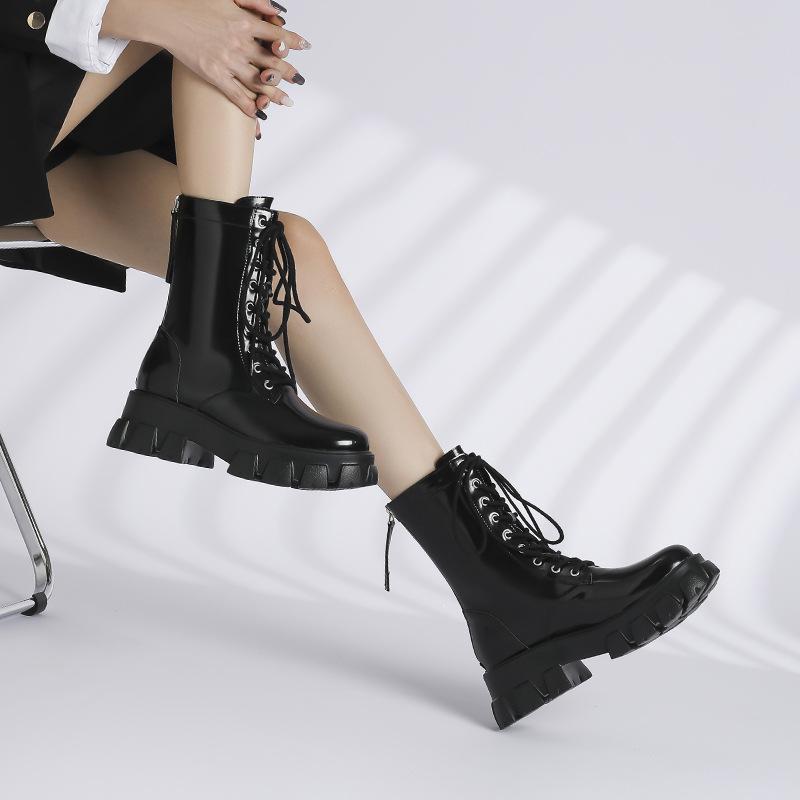 Women's Fashionable High Heel Back Zipper Boots