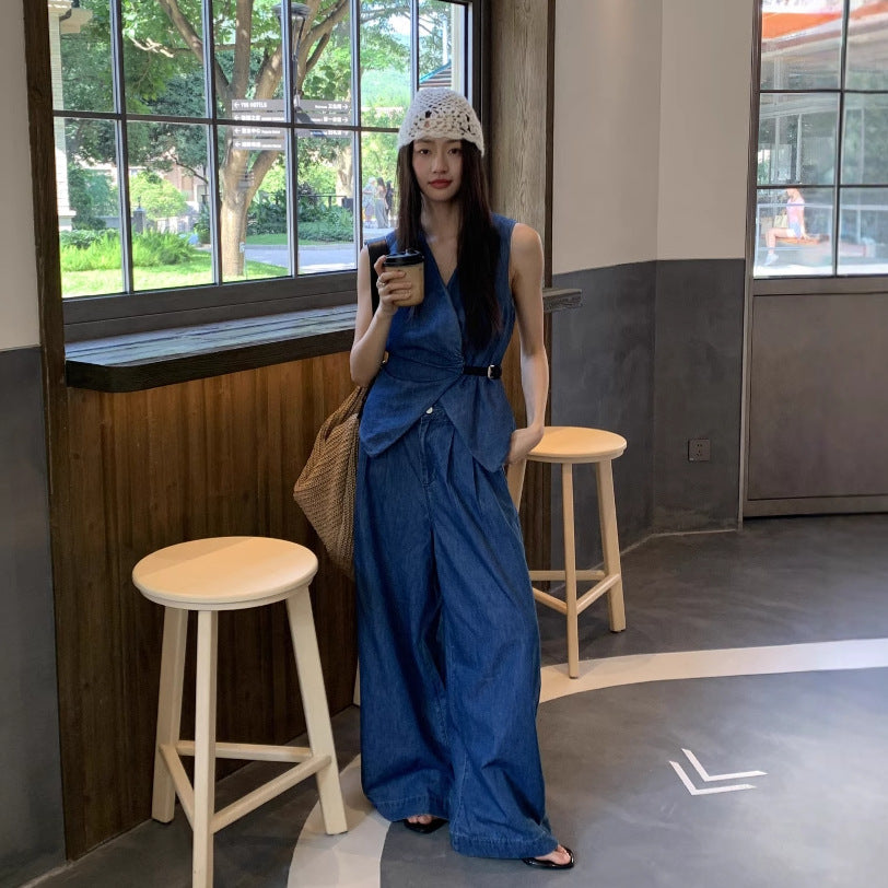 Women's fashionable suits