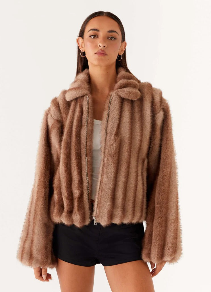 Women's Faux Fur Coat Winter Fashion