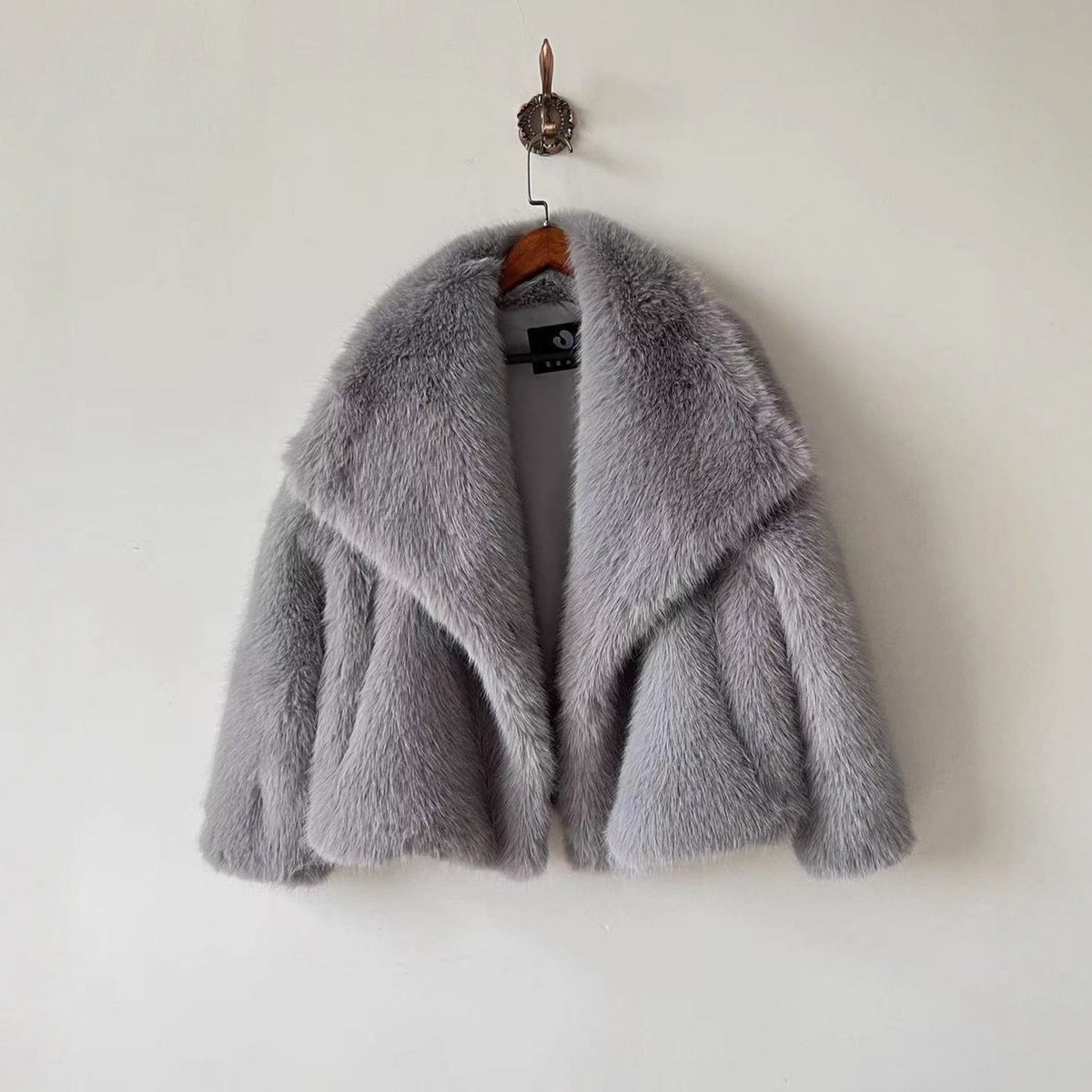 Women's Faux Fur Jacket with Large Lapel