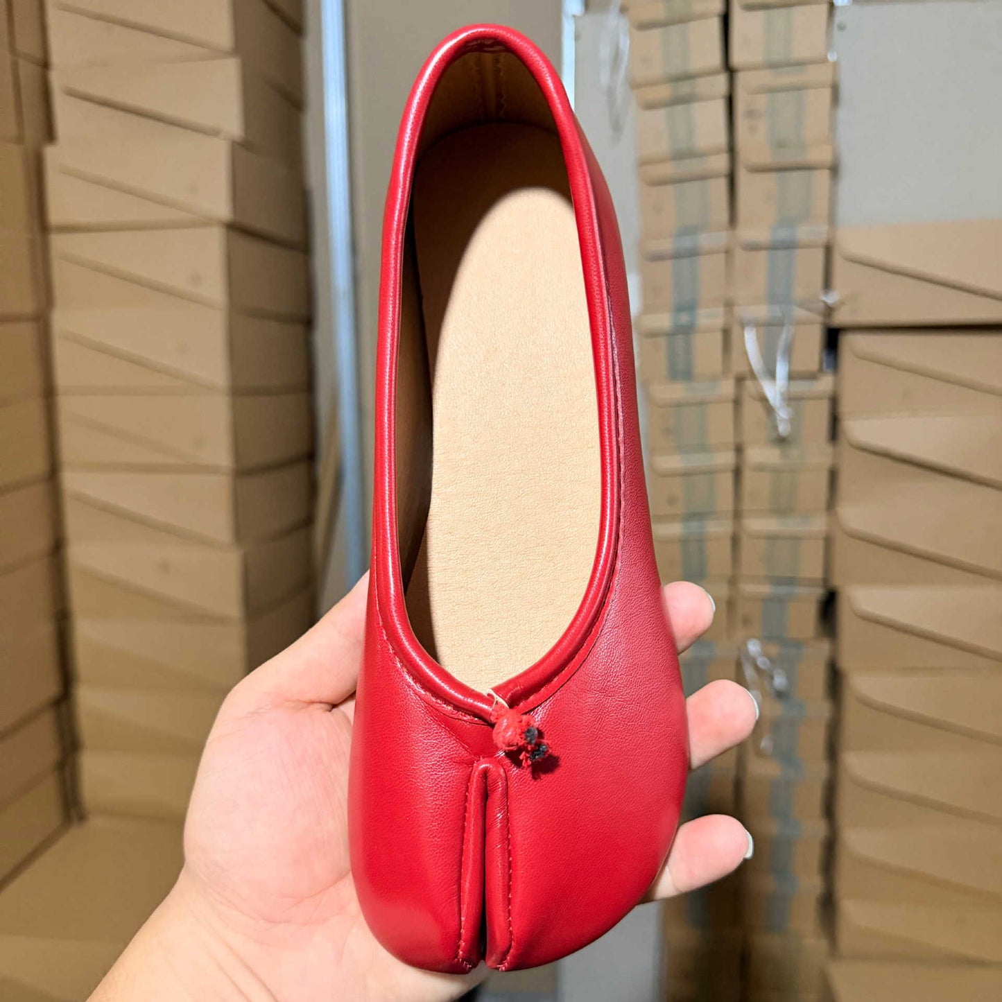 Women's flat shoes