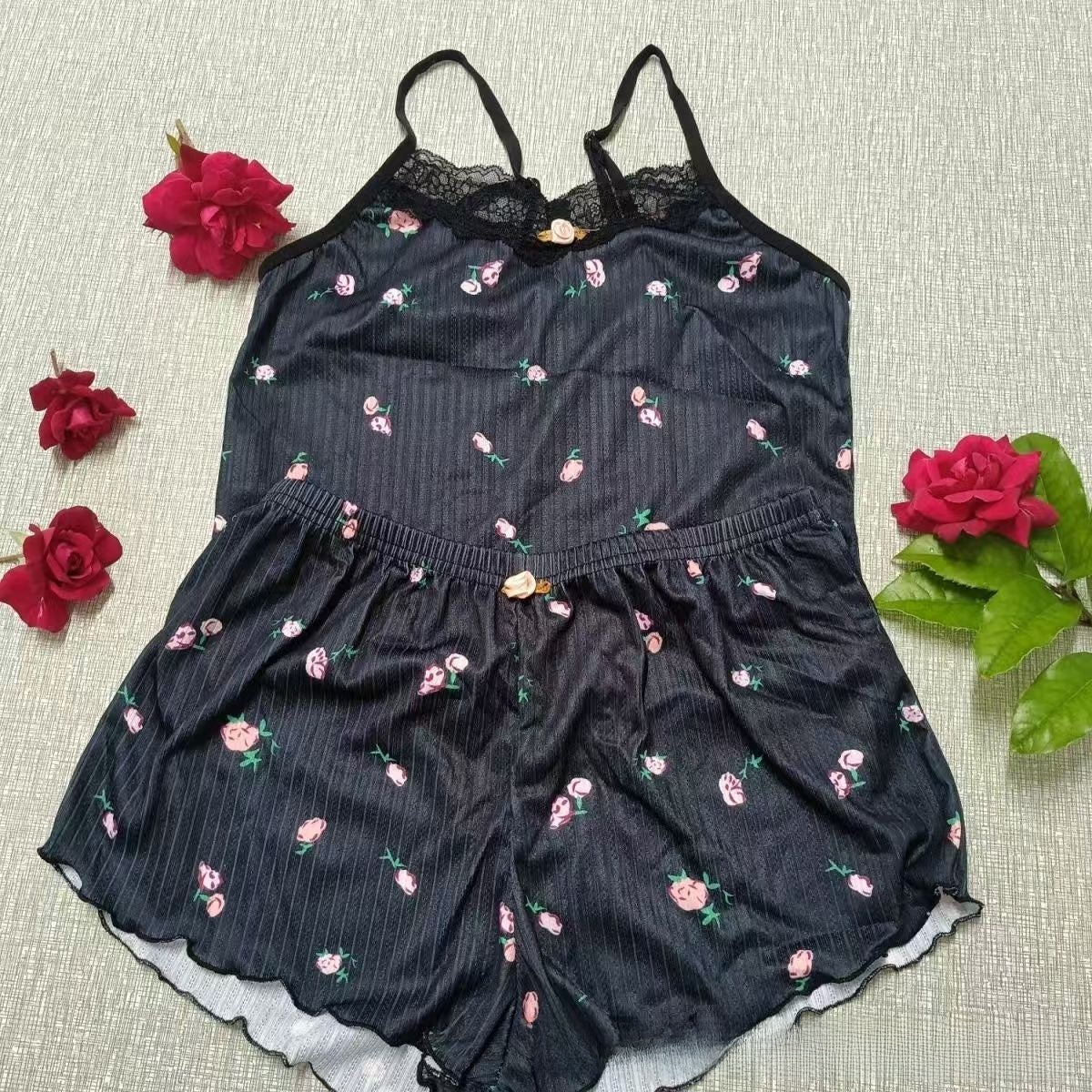 Women's Floral Print Sleeveless Top and Shorts Pajama