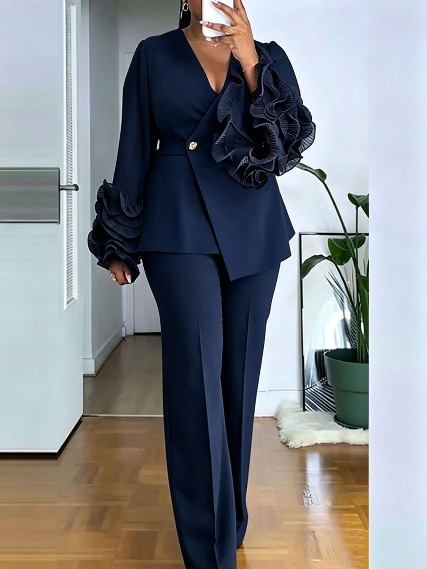 Women's Formal Suit with Lace Decoration
