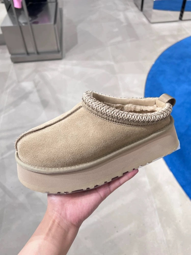 Women's Fur Lined Slip On Snow Boots