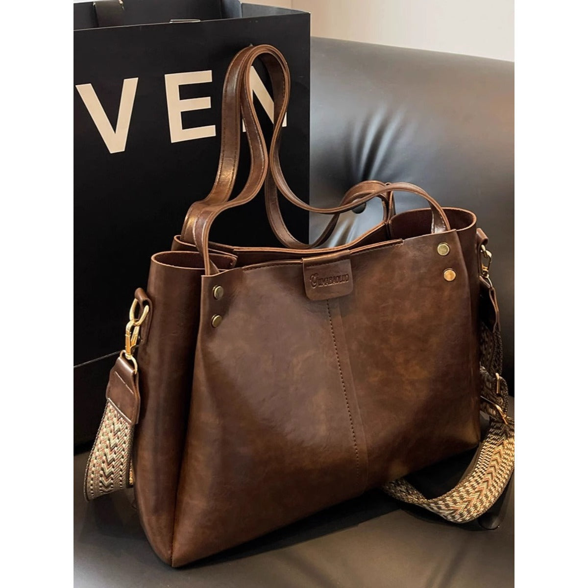 Women's handbag