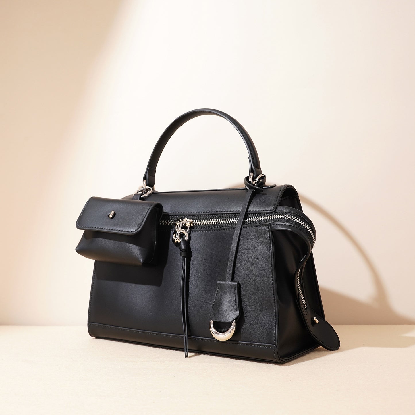 Women's handbag