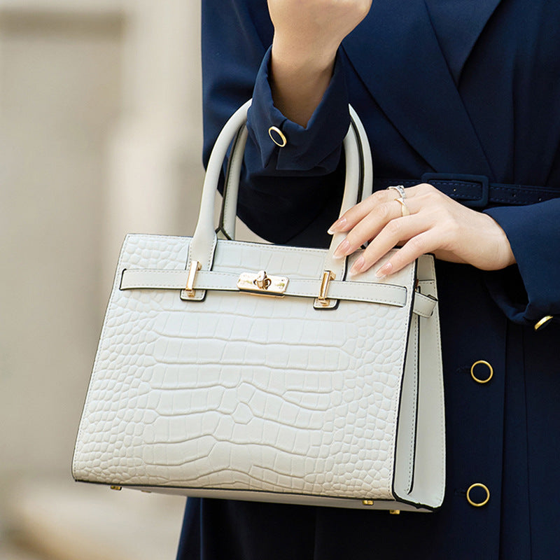 Women's handbag
