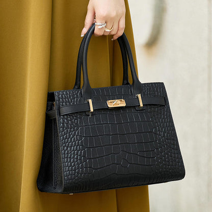 Women's handbag