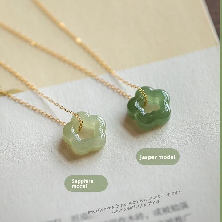 Women's imitation Heitan jade plum blossom necklace