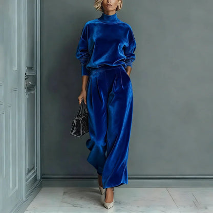 Women's knitted long-sleeved dress
