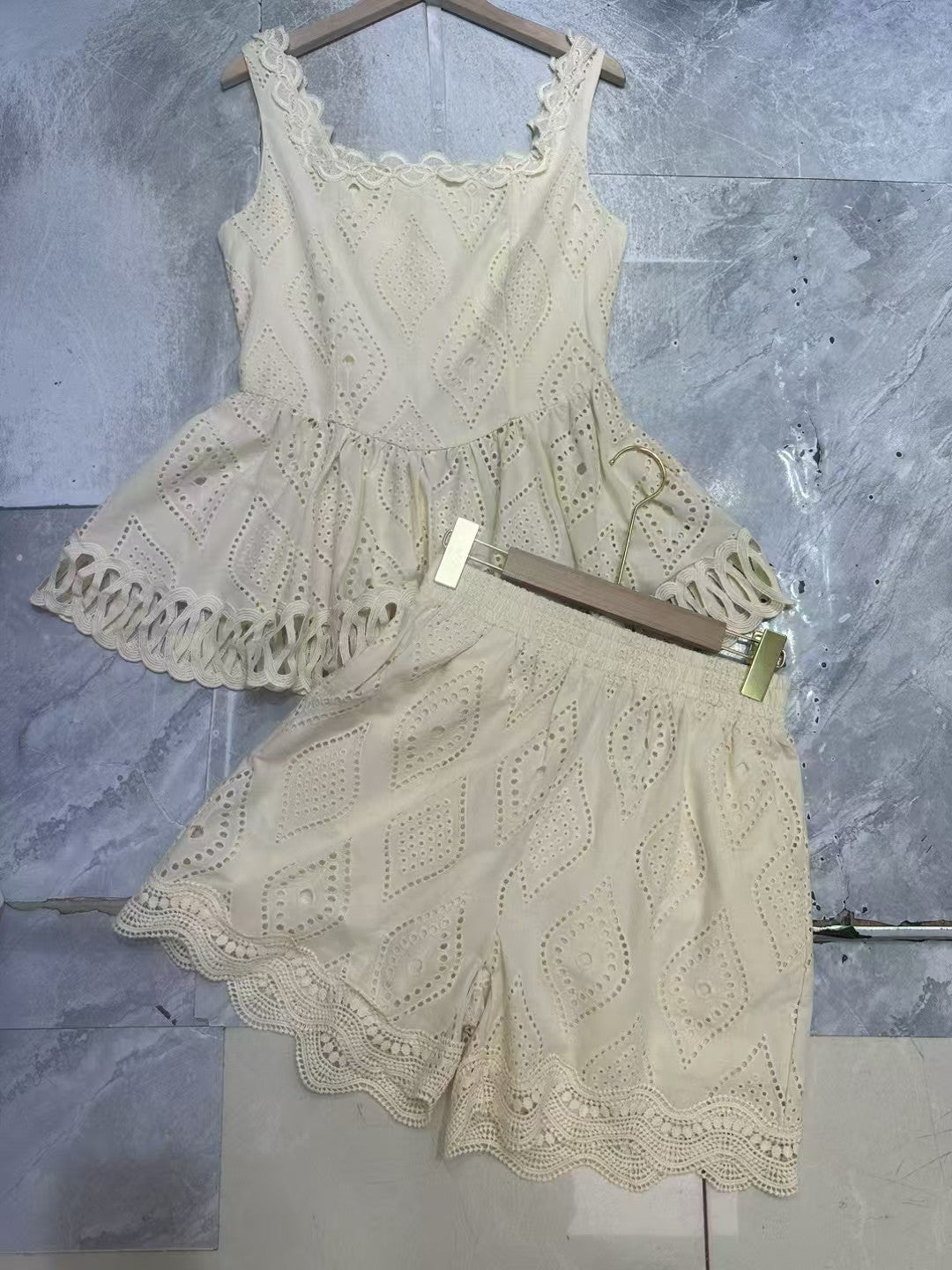 Women's Lace Stitching Square Neck Vest Shorts Set