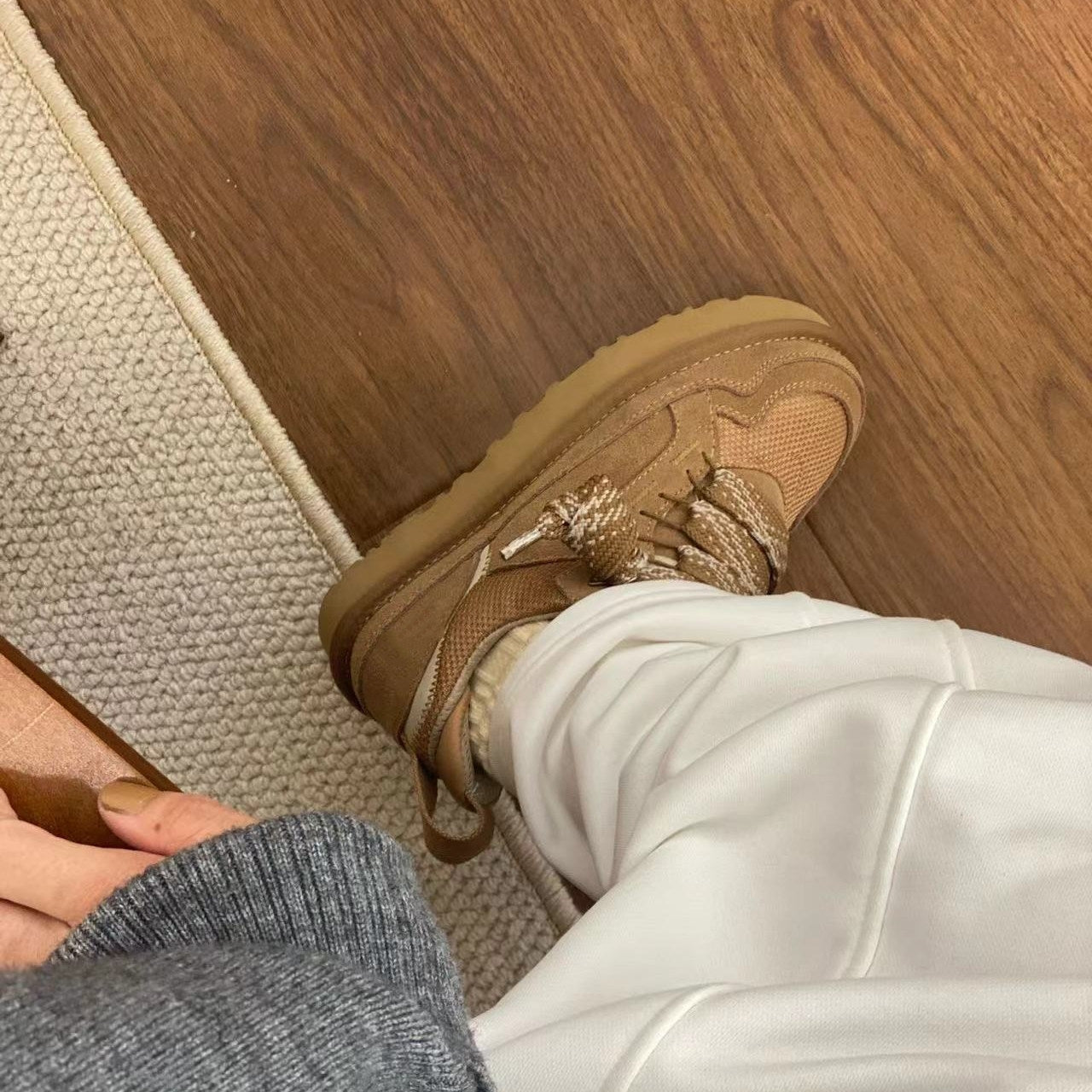 Women's Lace-Up Snow Boots