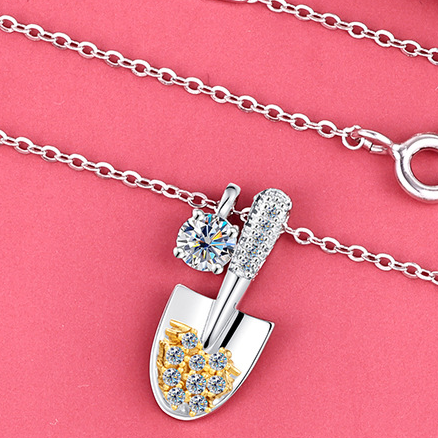 Women's Light Luxury Necklace