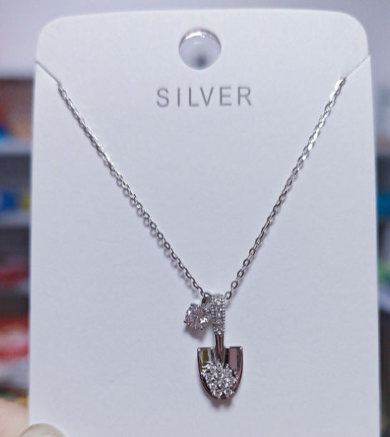 Women's Light Luxury Necklace