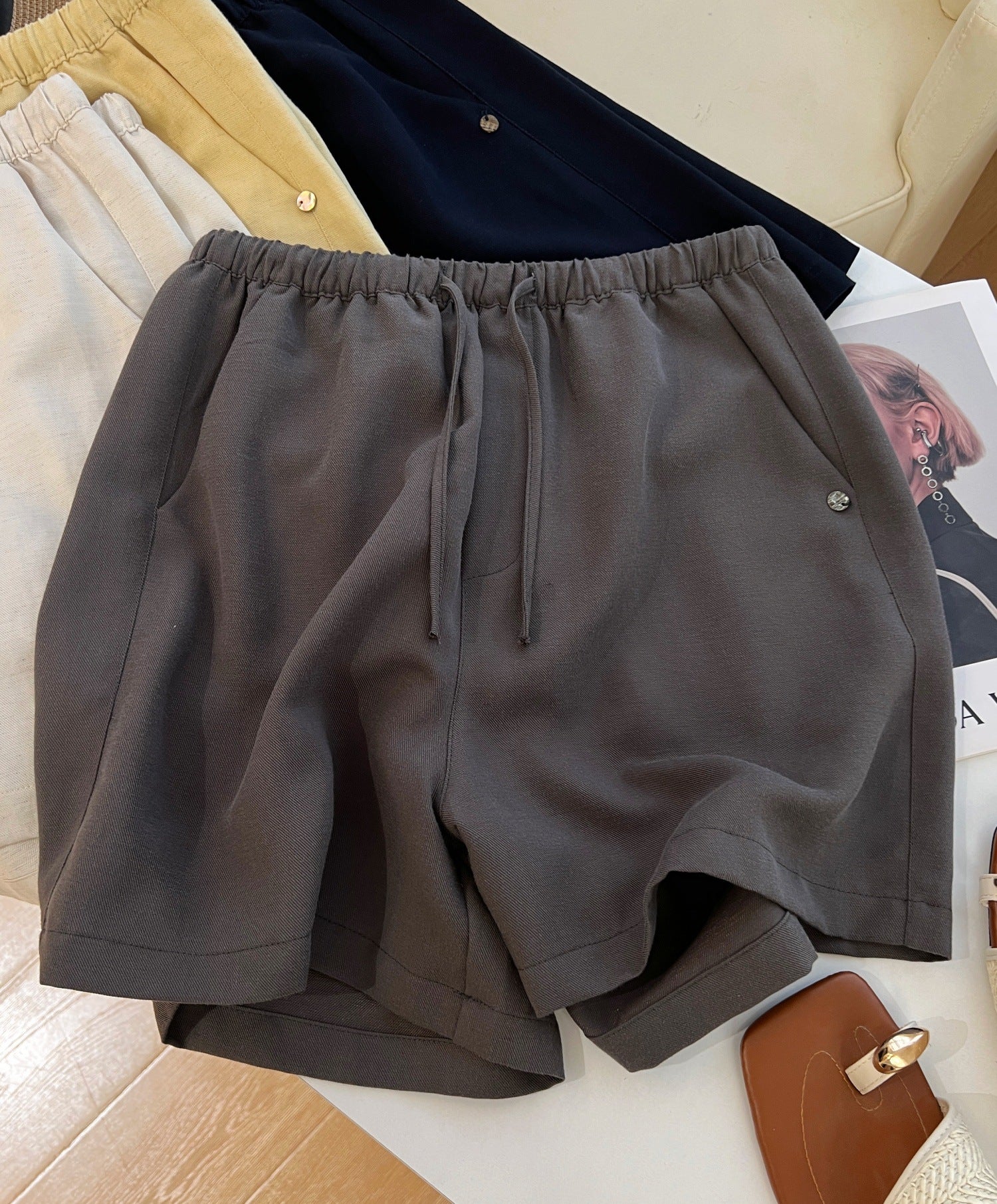 Women's Linen Blend Drawstring Shorts
