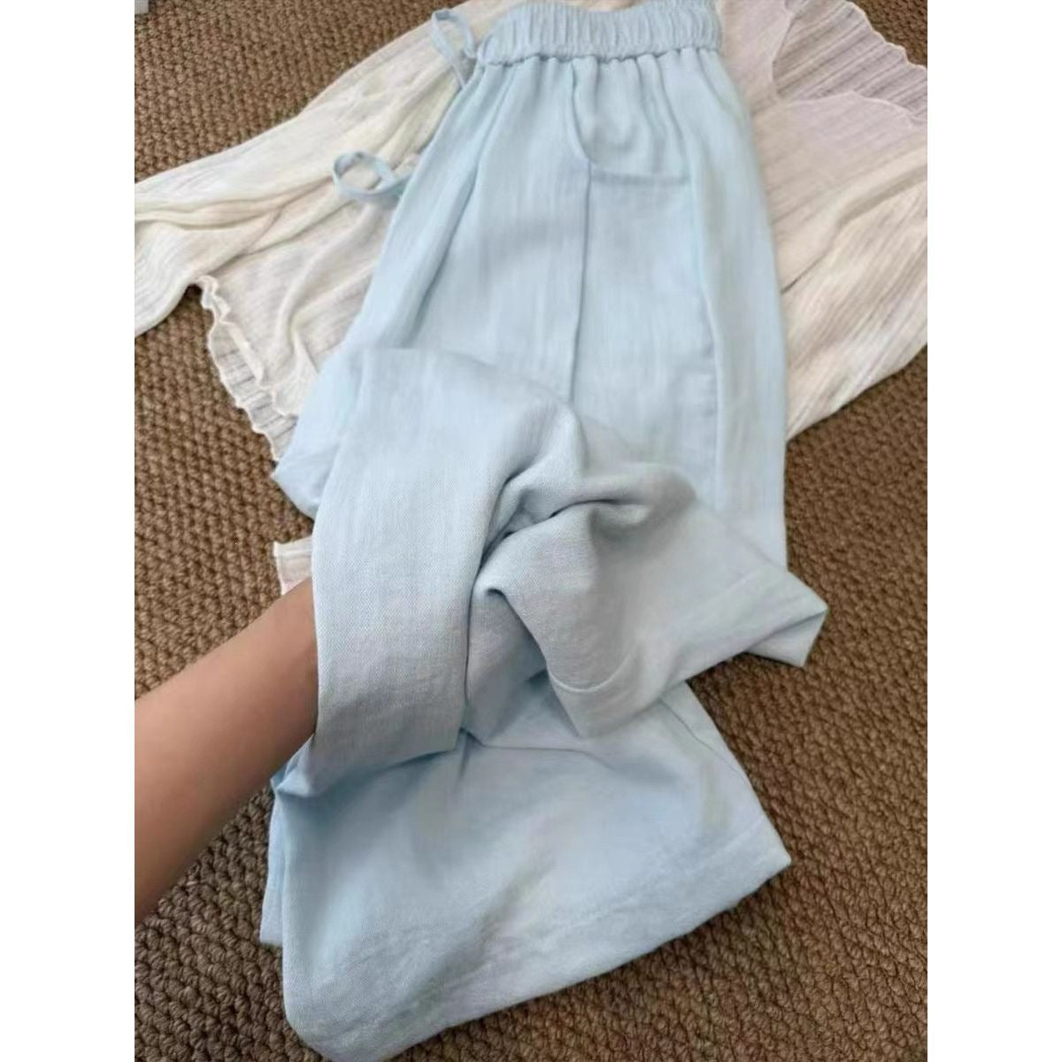 Women's linen wide-leg pants