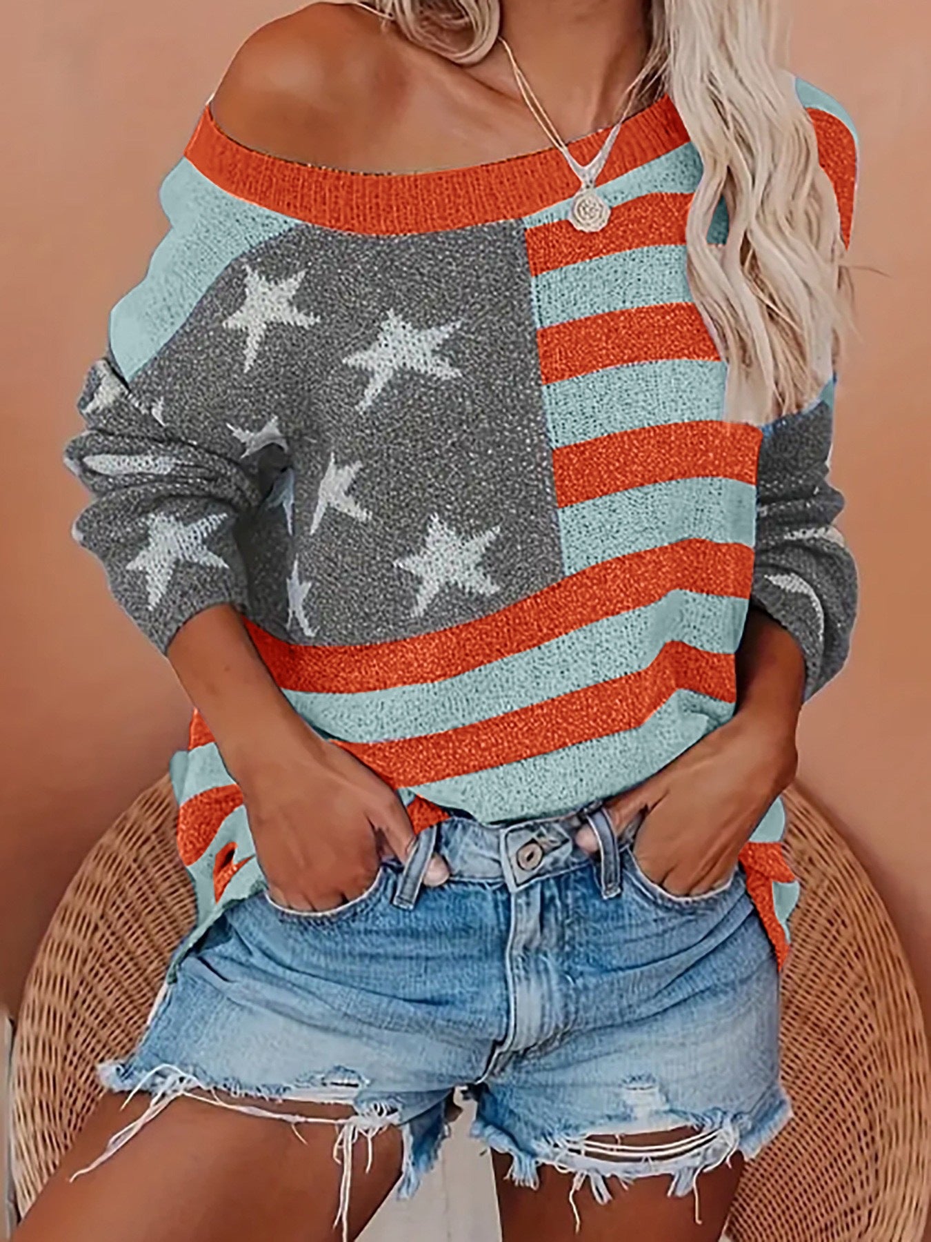 Women's long-sleeved sweater top