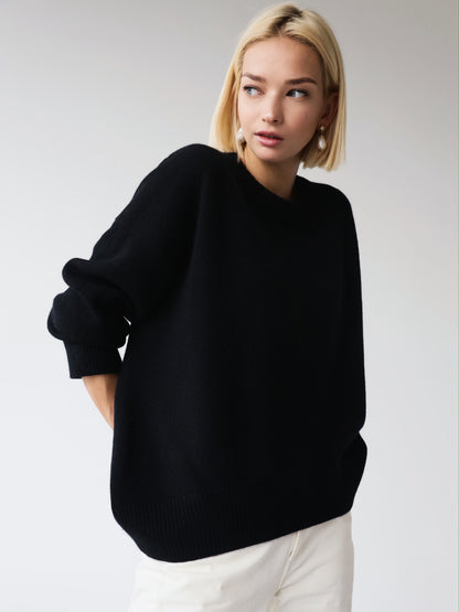 Women's Loose Fit Round Neck Knitted Sweater