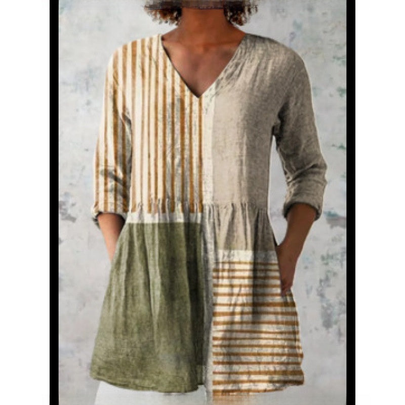 Women's Loose Fit V-Neck Digital Print Short Sleeve Shirt