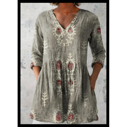 Women's Loose Fit V-Neck Digital Print Short Sleeve Shirt