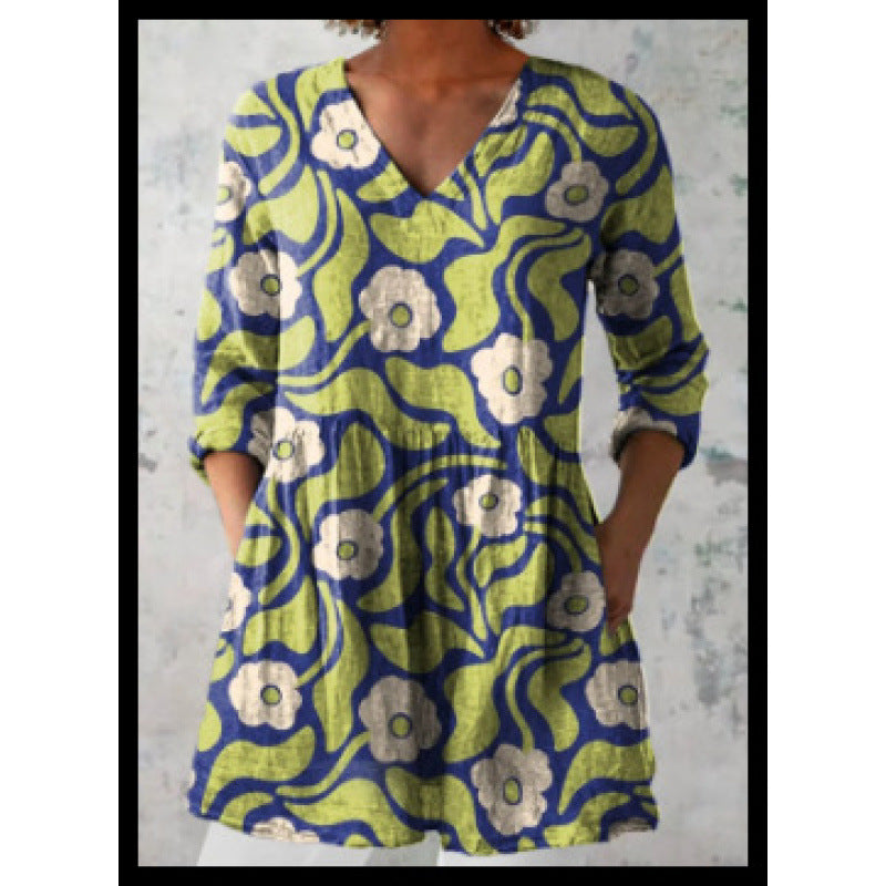 Women's Loose Fit V-Neck Digital Print Short Sleeve Shirt
