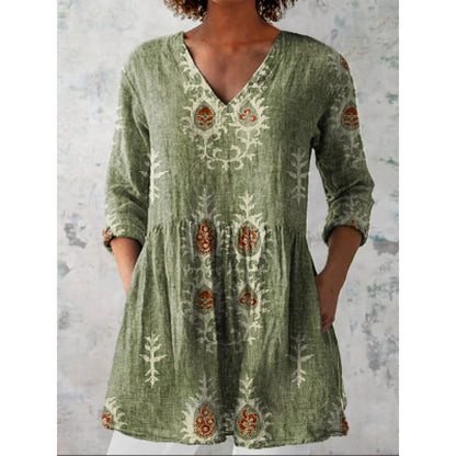 Women's Loose Fit V-Neck Digital Print Short Sleeve Shirt