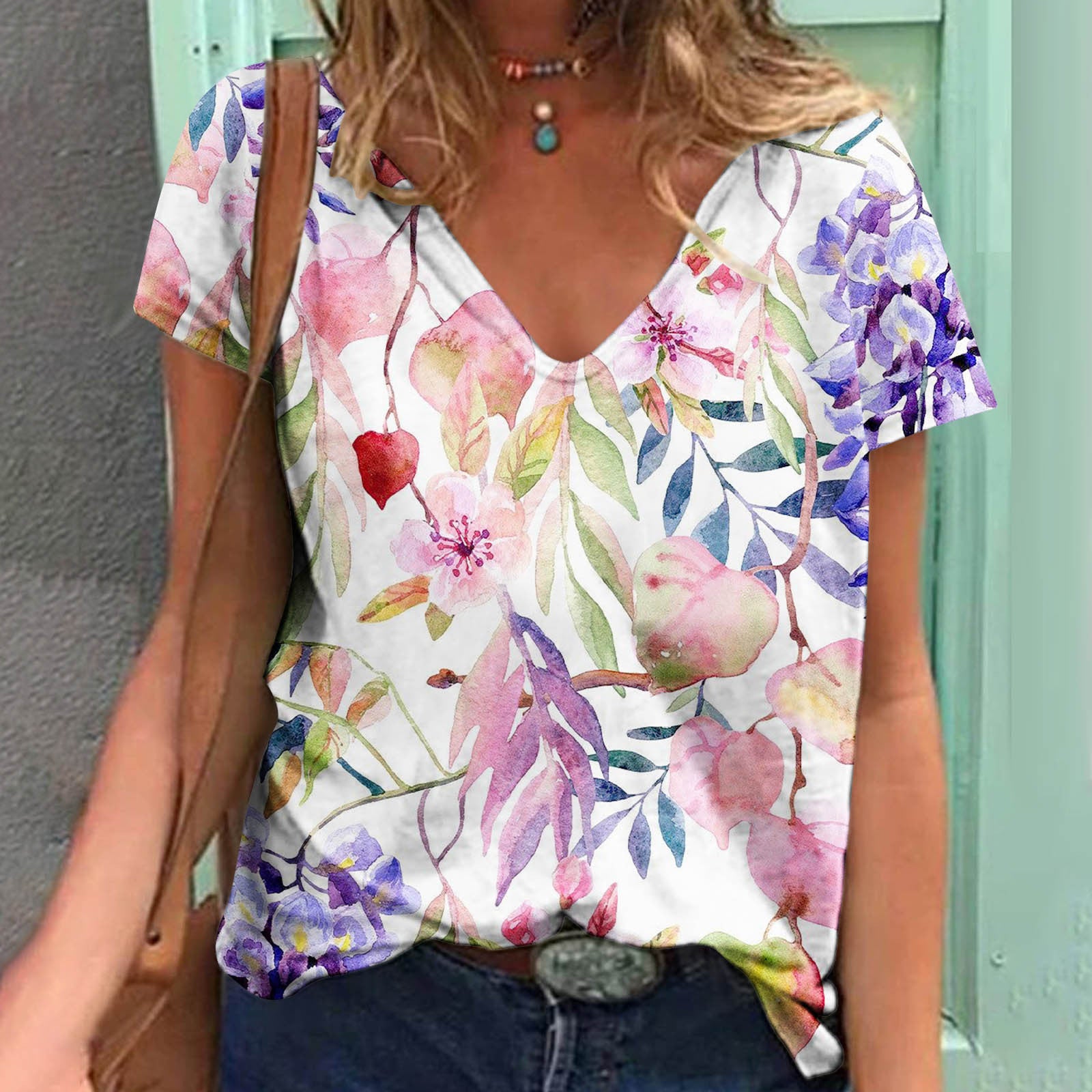 Women's Loose V-neck Floral Print T-shirt