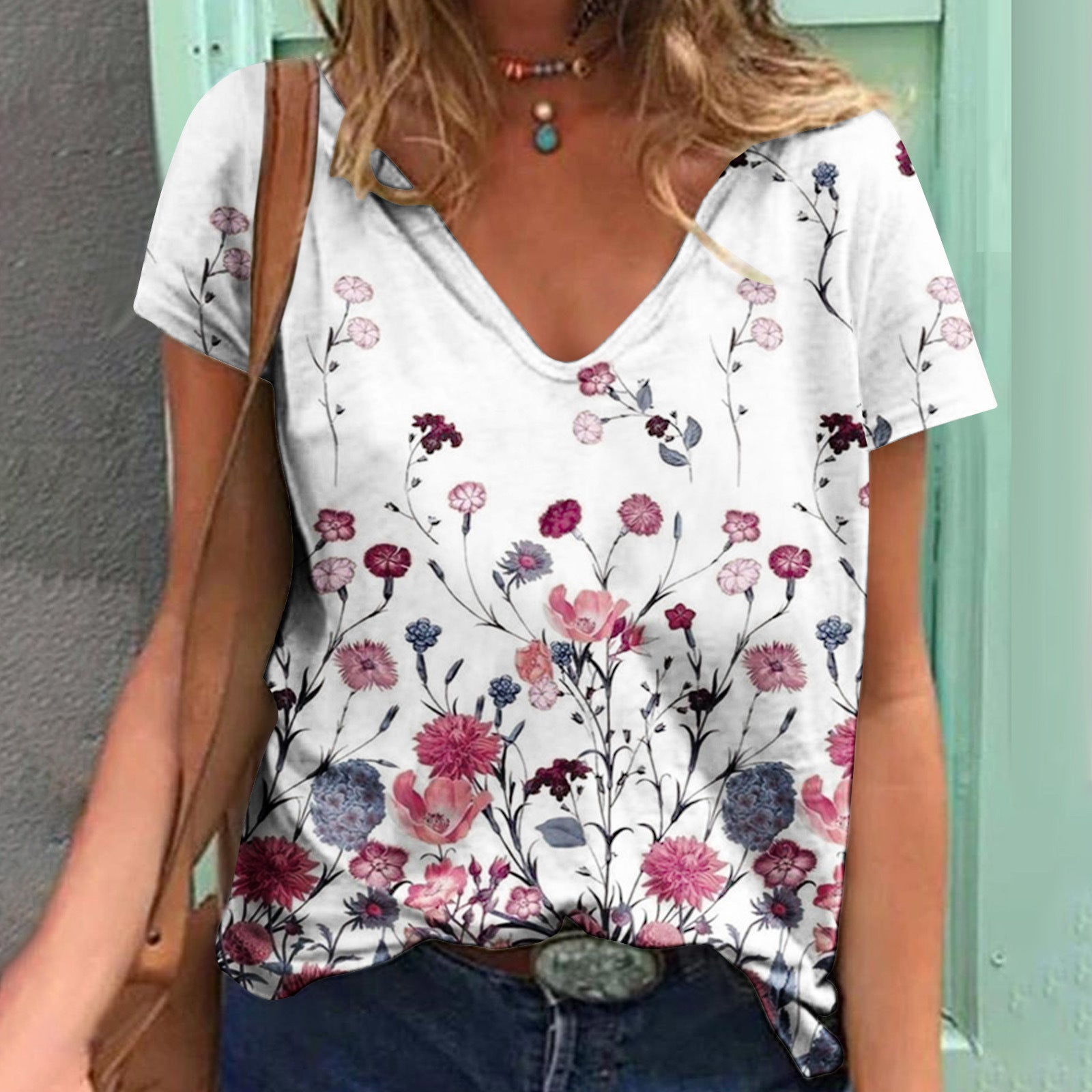 Women's Loose V-neck Floral Print T-shirt